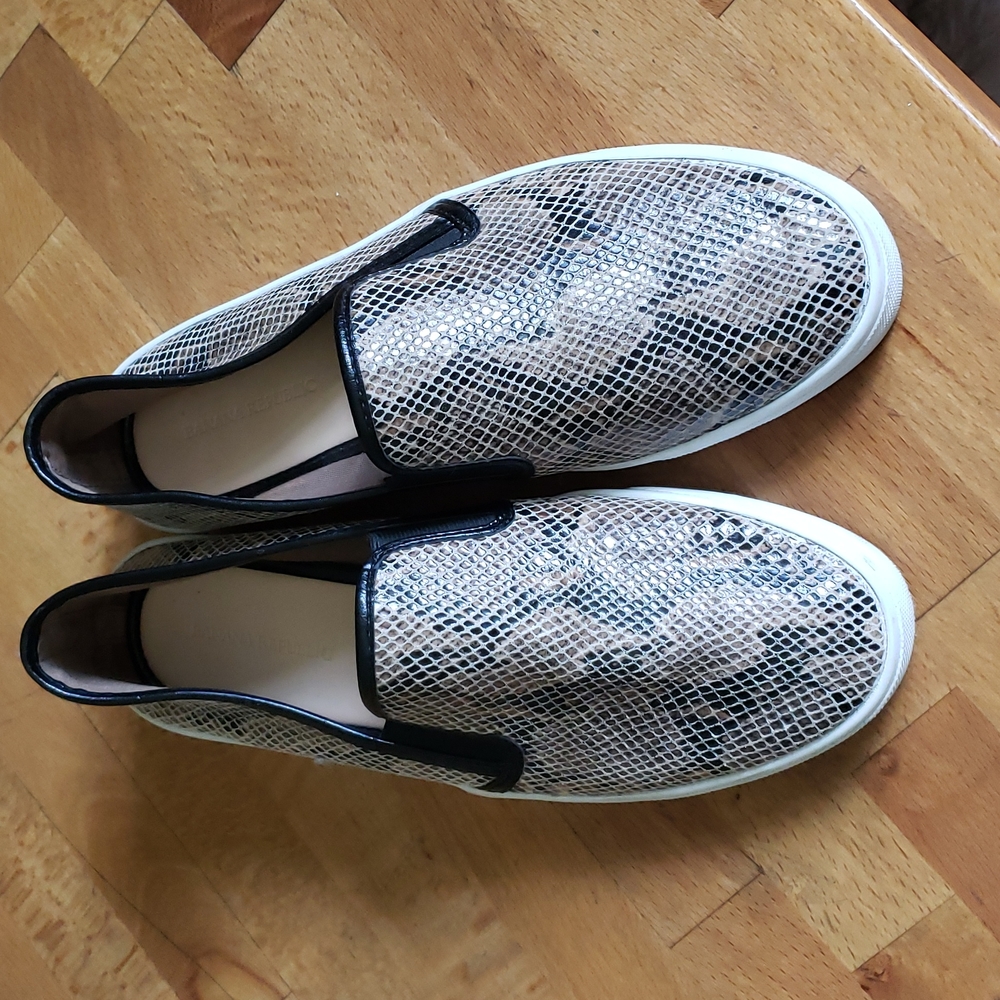 Banana Republic Sneakers, snakeskin, slip on, super cute!